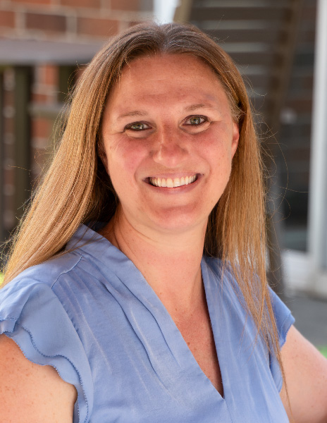 Cari Snyder,  LDN, RD